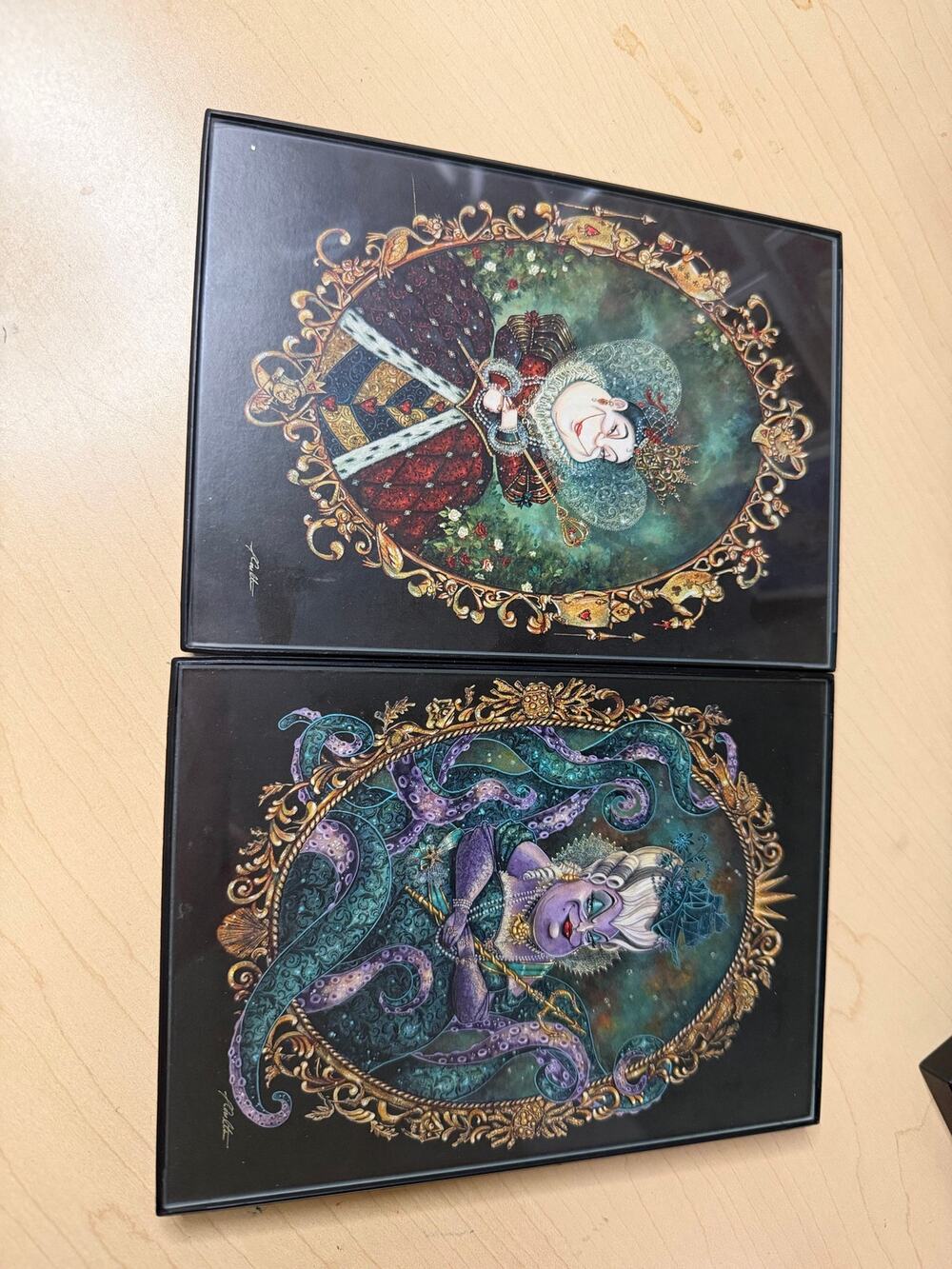 Disney WonderGround Gallery Postcard Set John Coulter Queen of Hearts and Ursula